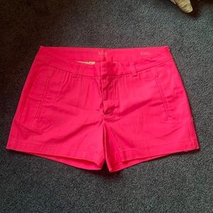 Ladies size 6 shorts